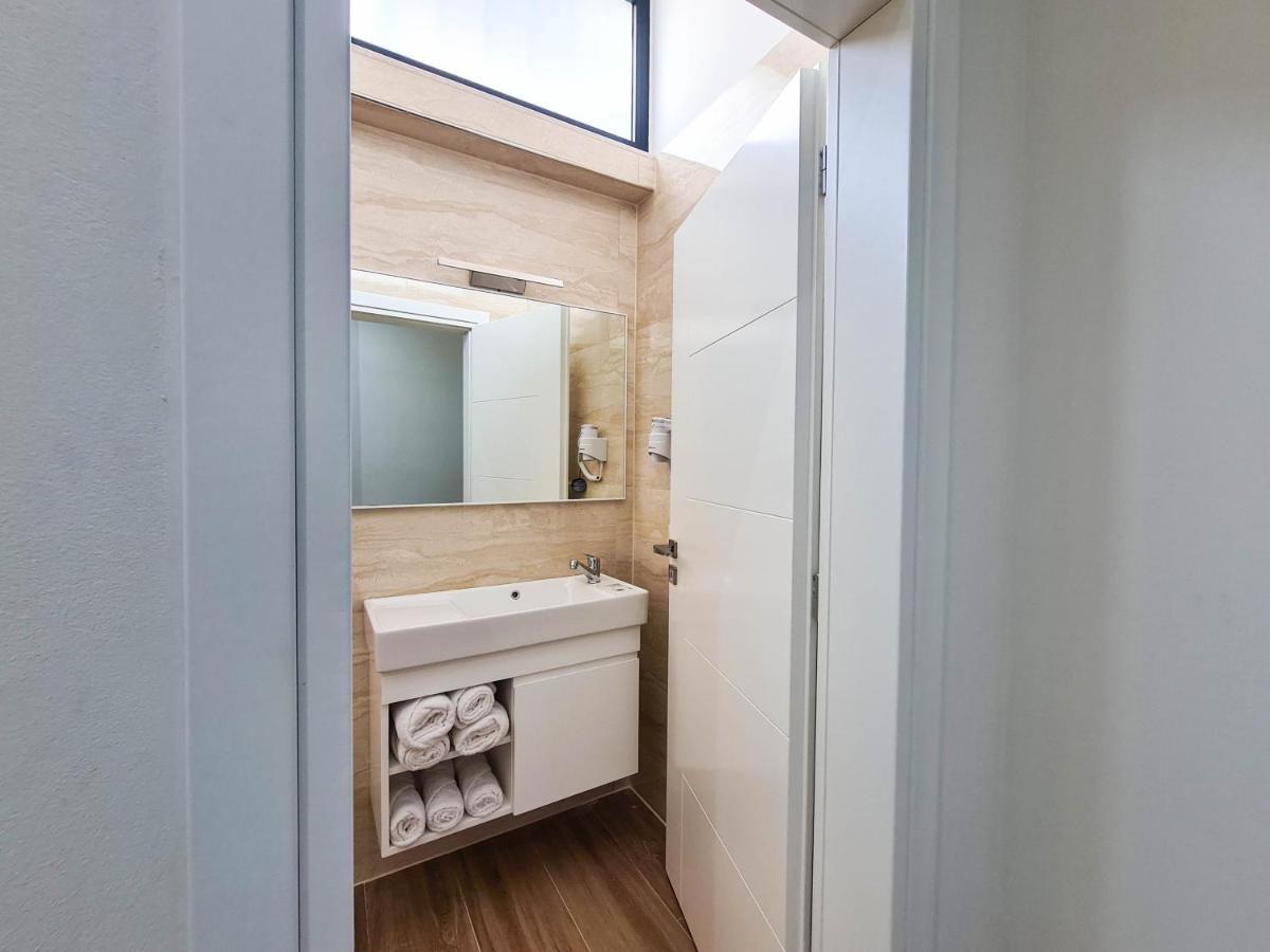 Arial Trinity Suites Vlorë 외부 사진