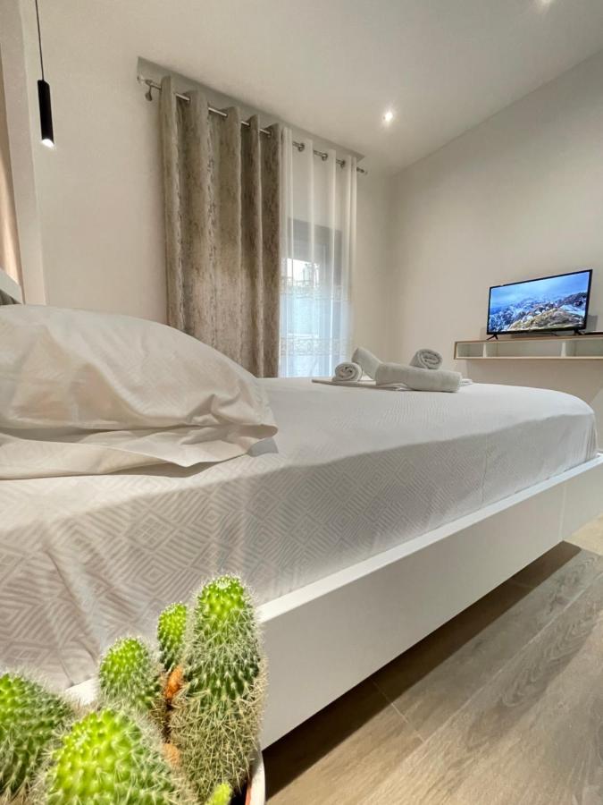 Arial Trinity Suites Vlorë 외부 사진