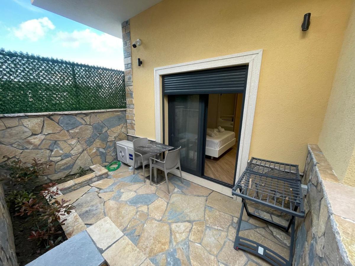 Arial Trinity Suites Vlorë 외부 사진