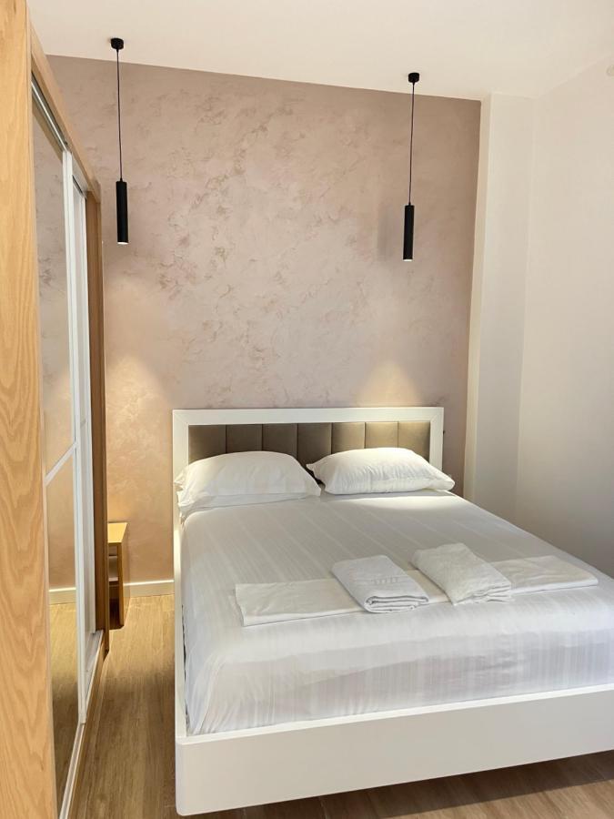 Arial Trinity Suites Vlorë 외부 사진