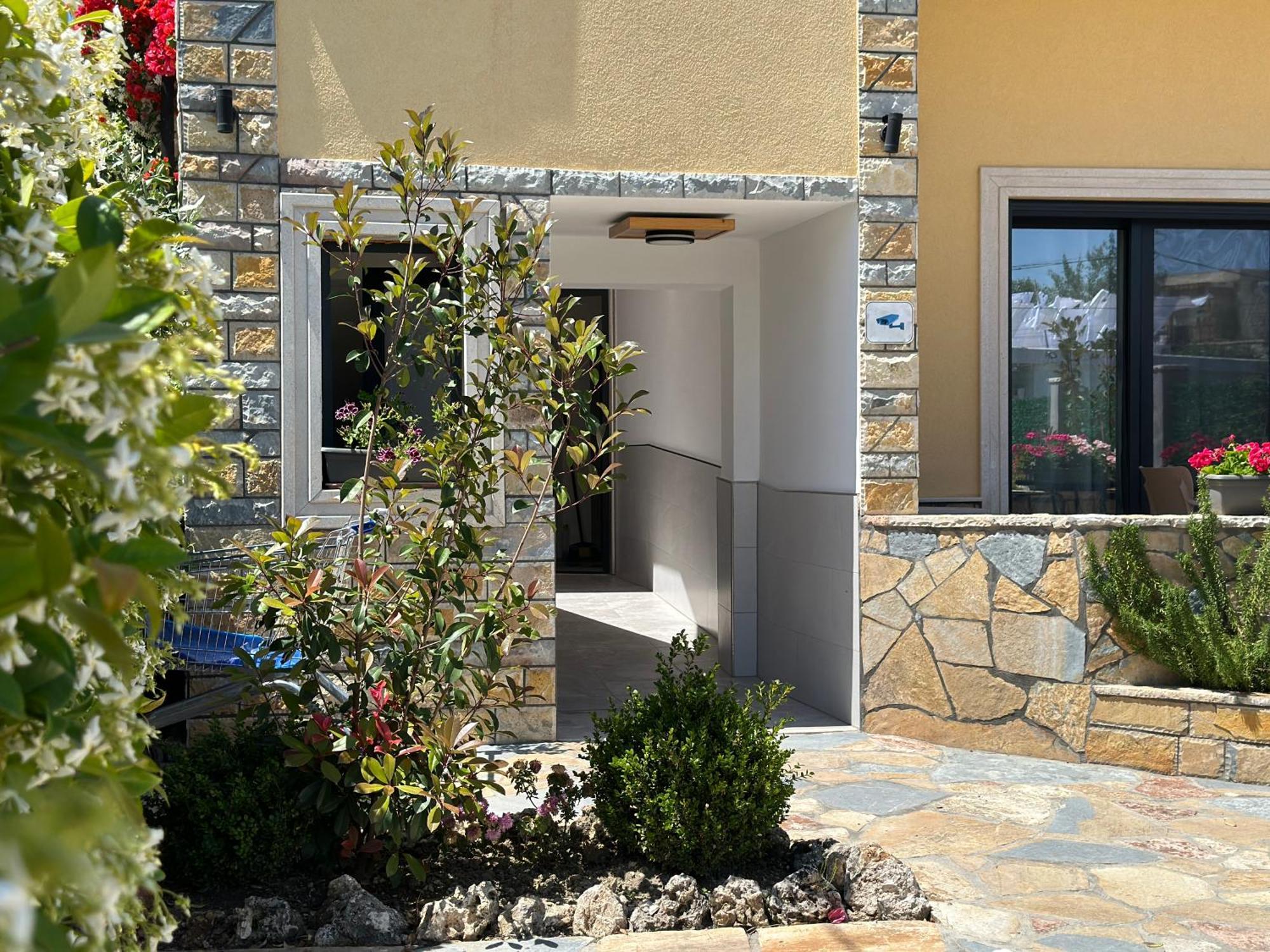 Arial Trinity Suites Vlorë 외부 사진