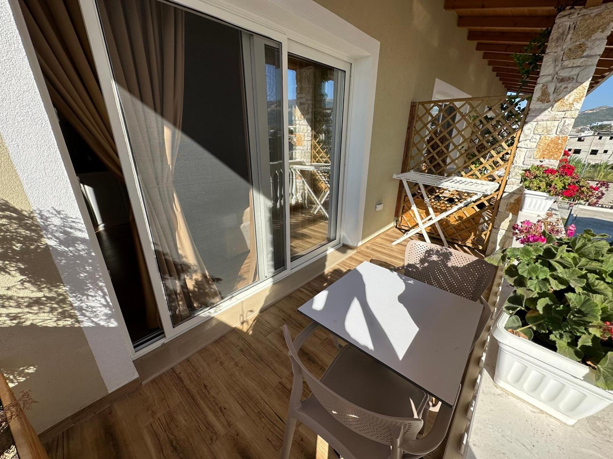 Arial Trinity Suites Vlorë 객실 사진